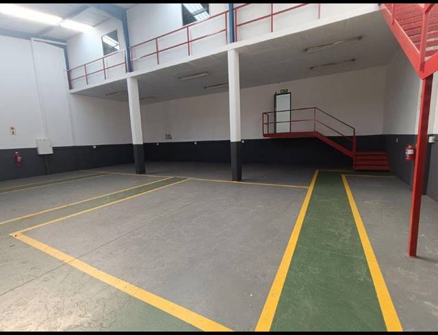 BUSINESS PROPERTY TO RENT IN HALFWAY HOUSE